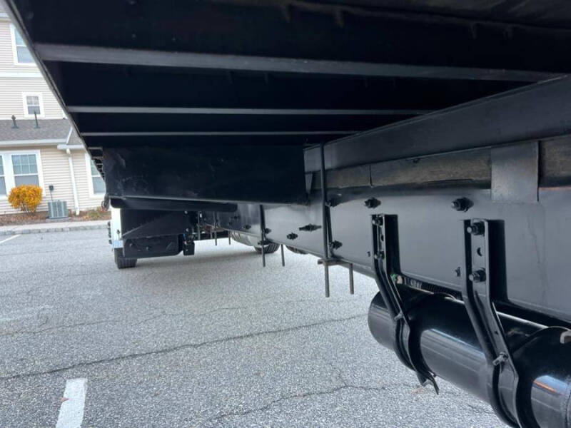 2020 Freightliner M2 106