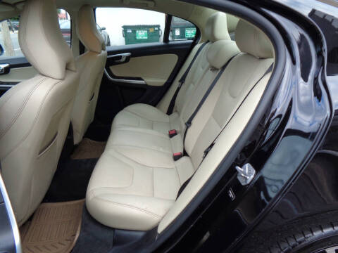 2017 Volvo S60 T5 Dynamic