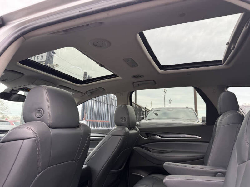 2020 Buick Enclave Essence