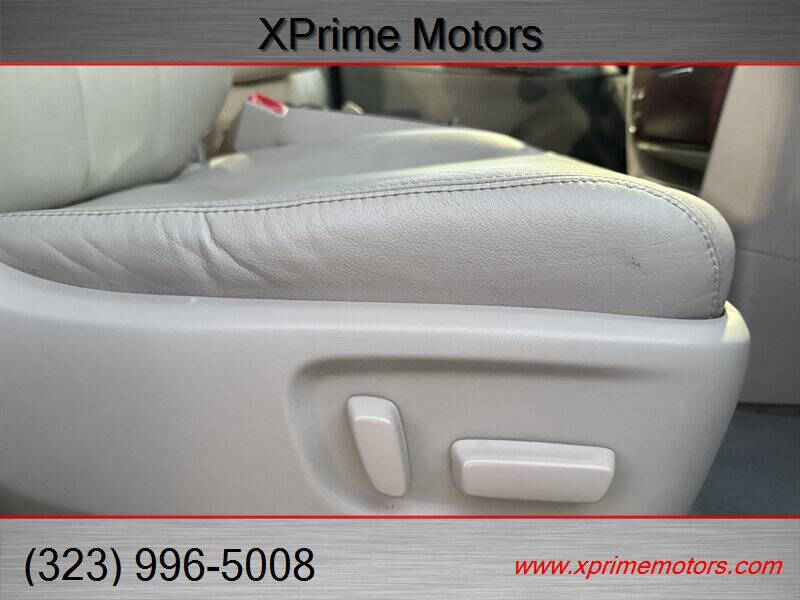 2013 Toyota Sienna XLE 8-Passenger