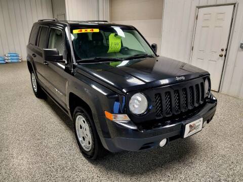 2015 Jeep Patriot for sale at LaFleur Auto Sales in North Sioux City SD
