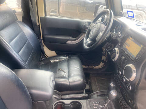 2012 Jeep Wrangler Sahara