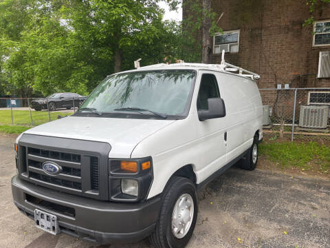 2009 Ford E-Series for sale at Neals Auto Sales in Louisville KY