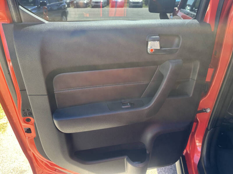 2009 HUMMER H3T Luxury