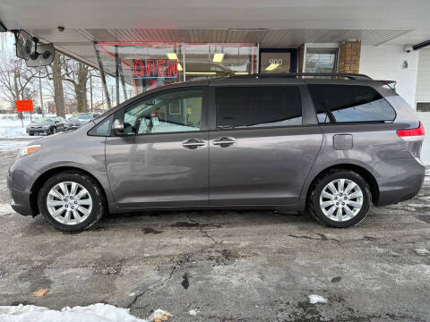 2013 Toyota Sienna Limited 7-Passenger
