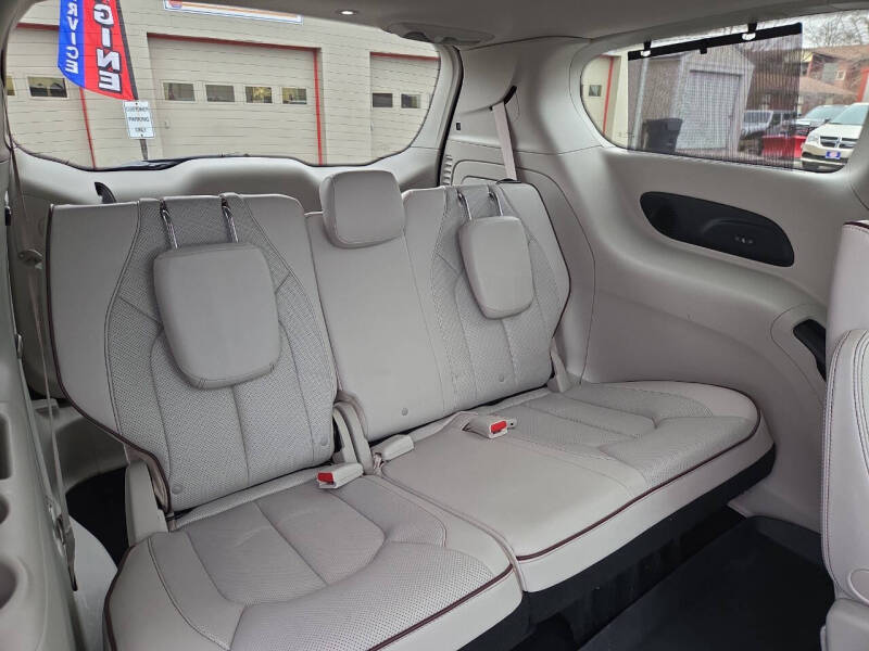 2017 Chrysler Pacifica Limited