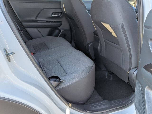 2025 Nissan Kicks SV