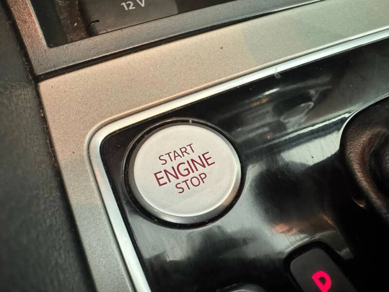 2022 Volkswagen Passat SE