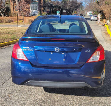 2019 Nissan Versa S Plus