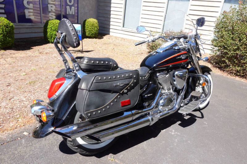 2019 Suzuki Boulevard
