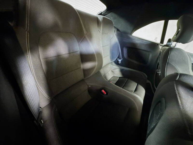 2015 Ford Mustang V6