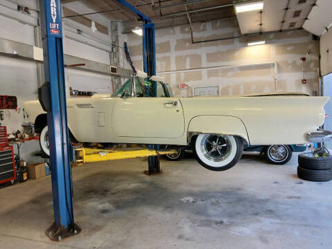 1957 Ford Thunderbird