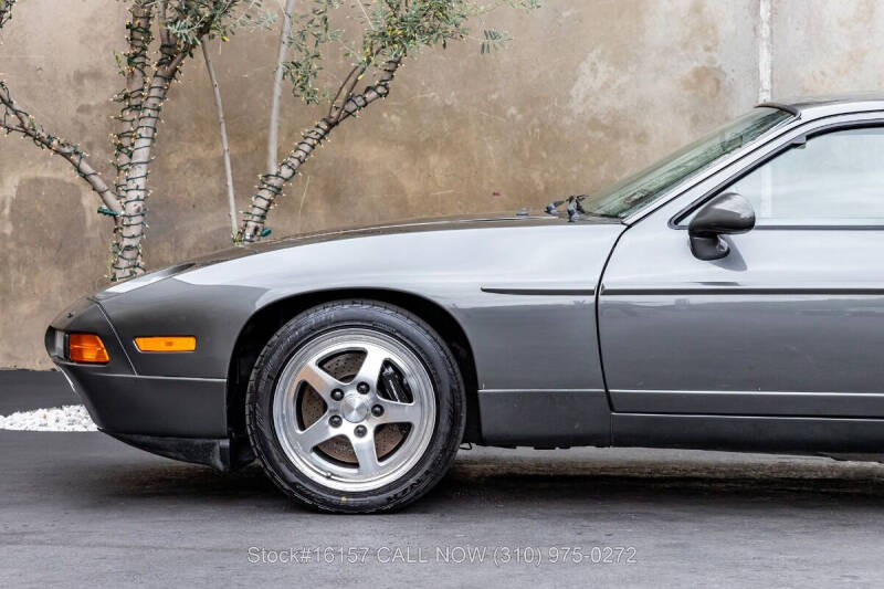 1993 Porsche 928 GTS