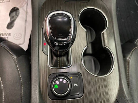 2017 GMC Acadia SLT-1