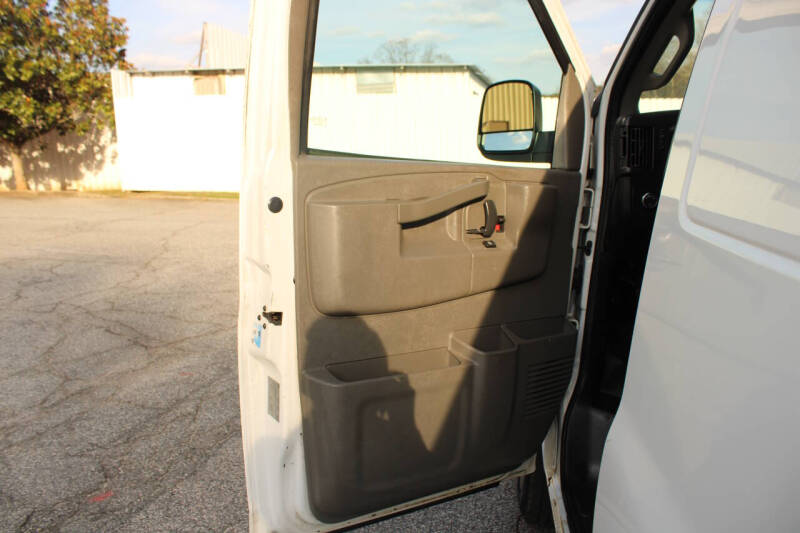2017 GMC Savana 2500