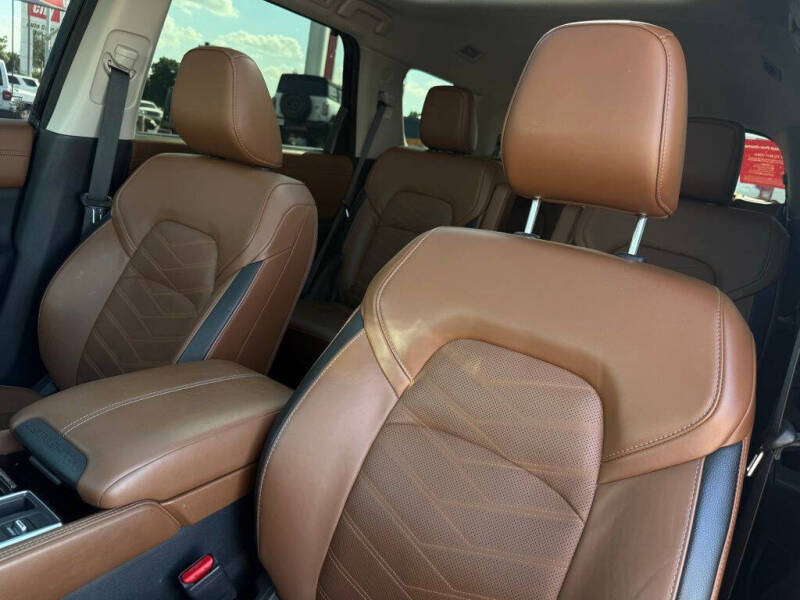 2023 Nissan Pathfinder Platinum