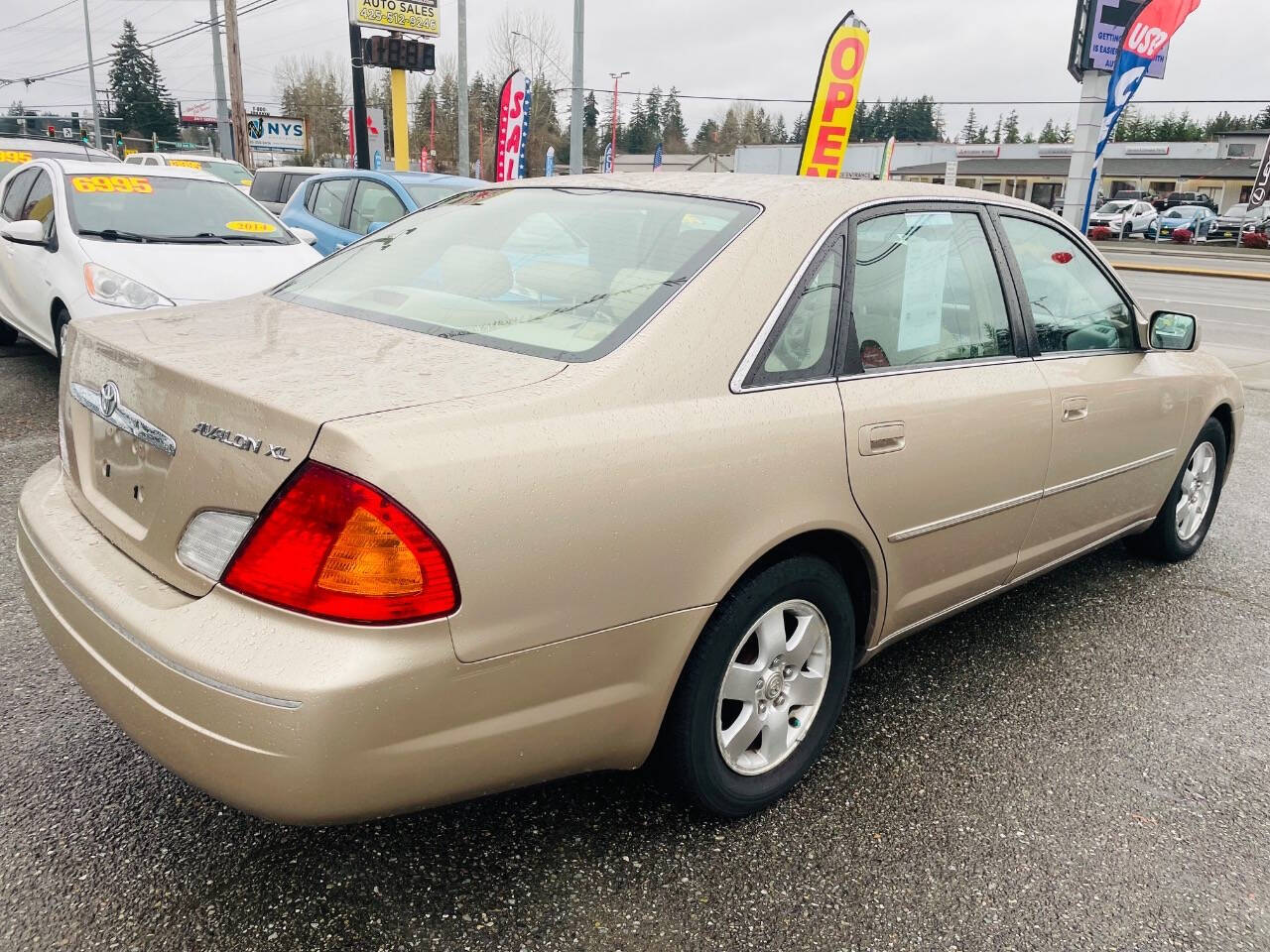 2002 Toyota Avalon for sale at New Creation Auto Sales in Everett, WA