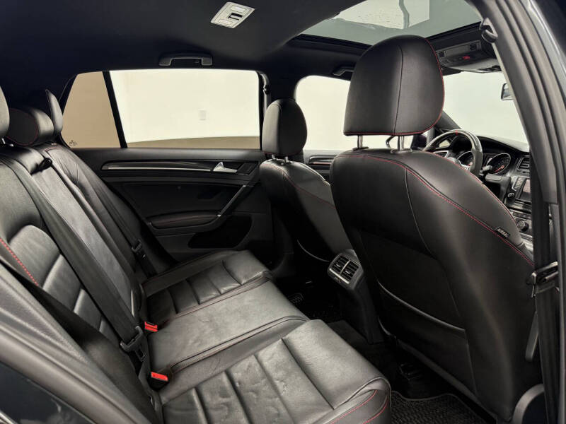 2017 Volkswagen Golf GTI Autobahn