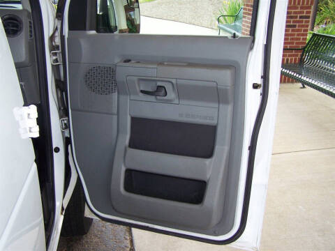 2010 Ford E-Series E-350 SD