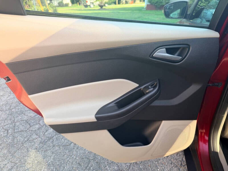 2013 Ford Focus SE