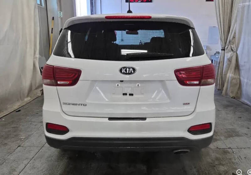 2020 Kia Sorento LX