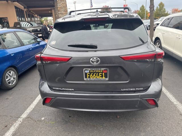 2020 Toyota Highlander Limited