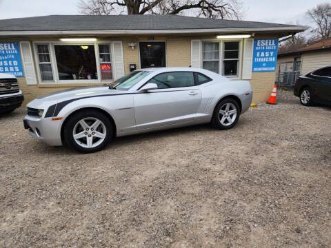 2010 Chevrolet Camaro for sale at ESELL AUTO SALES in Cahokia IL