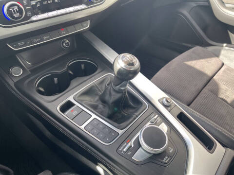 2017 Audi A4 2.0T quattro Premium Plus