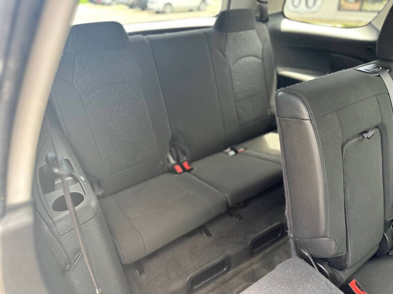 2015 GMC Acadia SLE-1