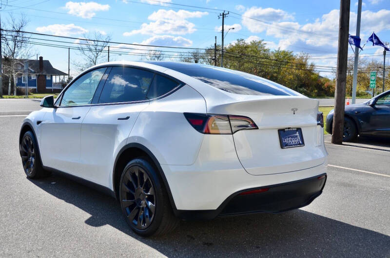 2023 Tesla Model Y Long Range