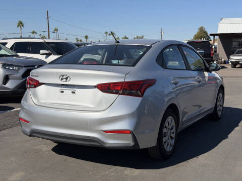 2020 Hyundai Accent SE