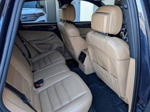 2017 Porsche Macan S