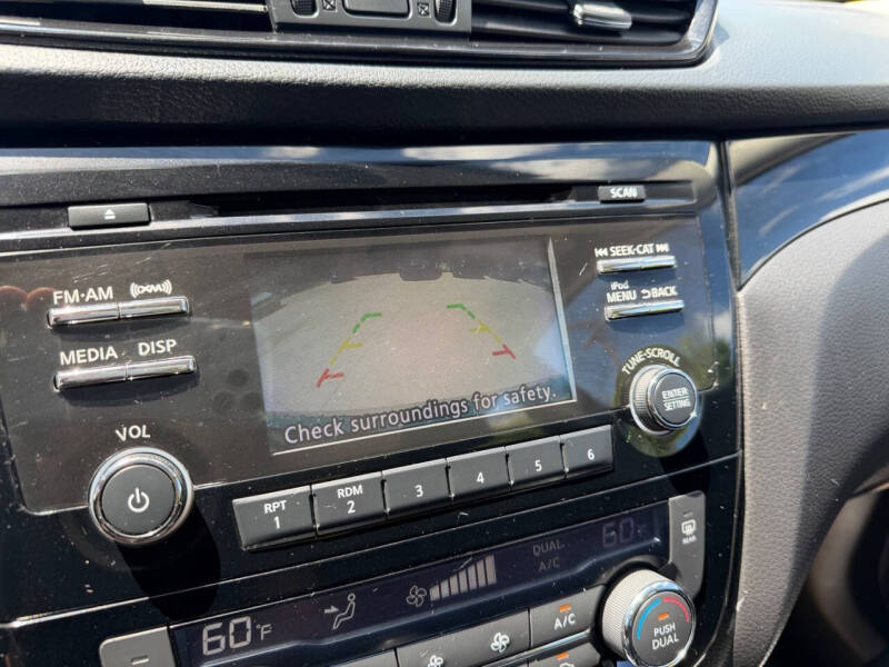 2018 Nissan Rogue Sport SV