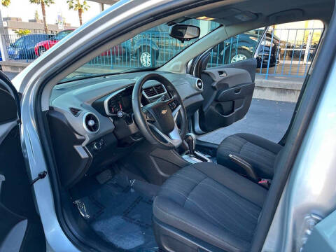 2017 Chevrolet Sonic LT Auto