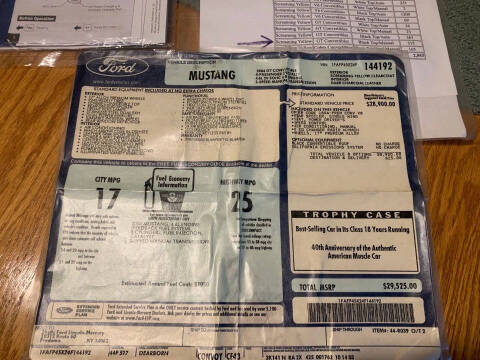 2004 Ford Mustang GT Deluxe