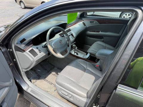 2010 Toyota Avalon XLS