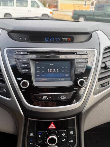 2016 Hyundai Elantra