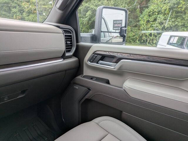 2025 GMC Sierra 2500HD