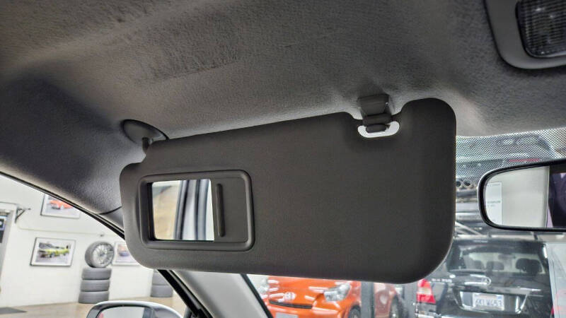 2009 Scion xD Base photo 27