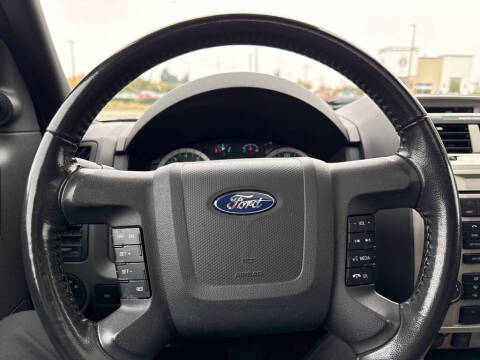 2011 Ford Escape XLT