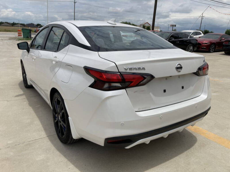 2021 Nissan Versa SV
