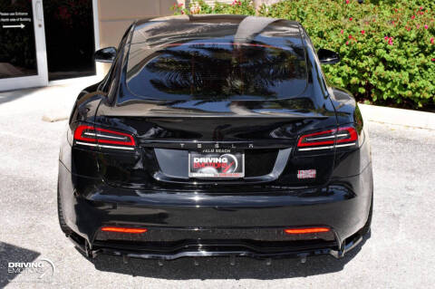 2023 Tesla Model S Plaid