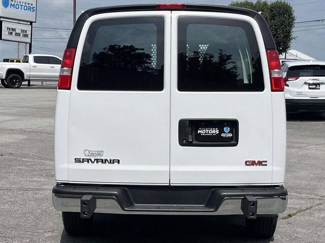 2025 GMC Savana 2500