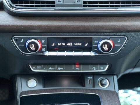2023 Audi Q5 quattro Premium 40 TFSI