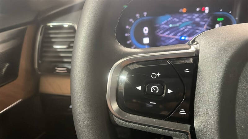 2024 Volvo XC90 Recharge T8 Plus Bright Theme 6P