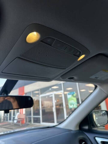 2020 Nissan Pathfinder S