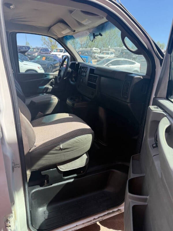 2011 GMC Savana 2500