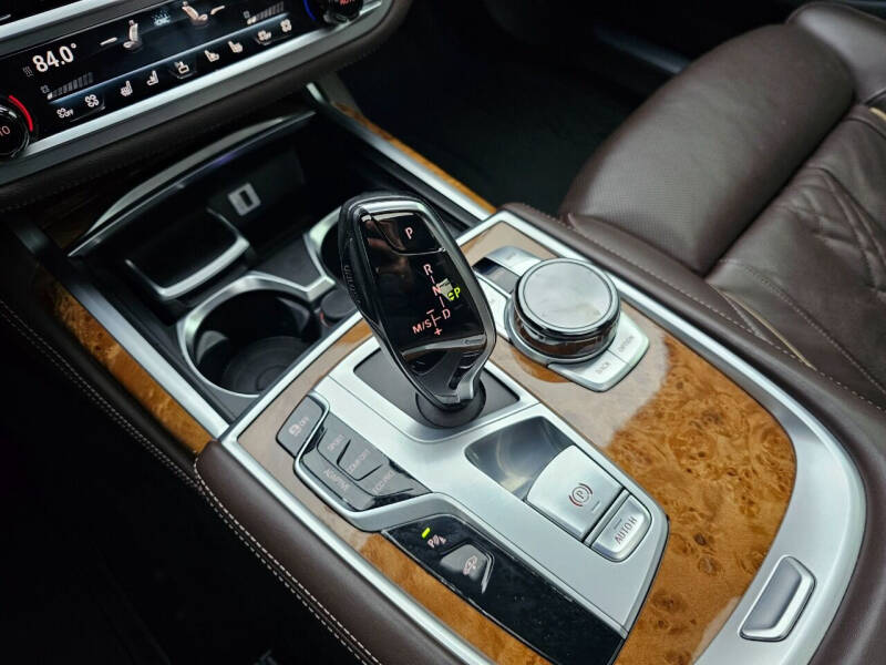 2018 BMW 7 Series 750i