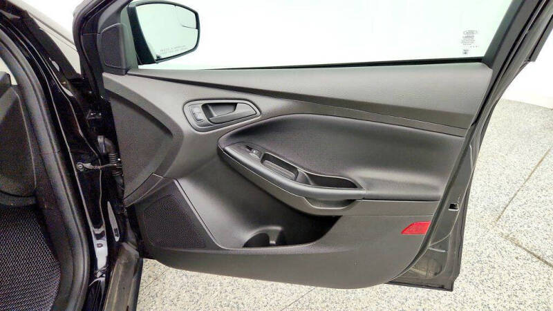 2016 Ford Focus S