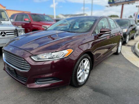 2013 Ford Fusion for sale at AUTOWORLD in Chester VA